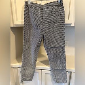 Liz Claiborne Emma Pant - Size 6 - black/white/grey print career pant